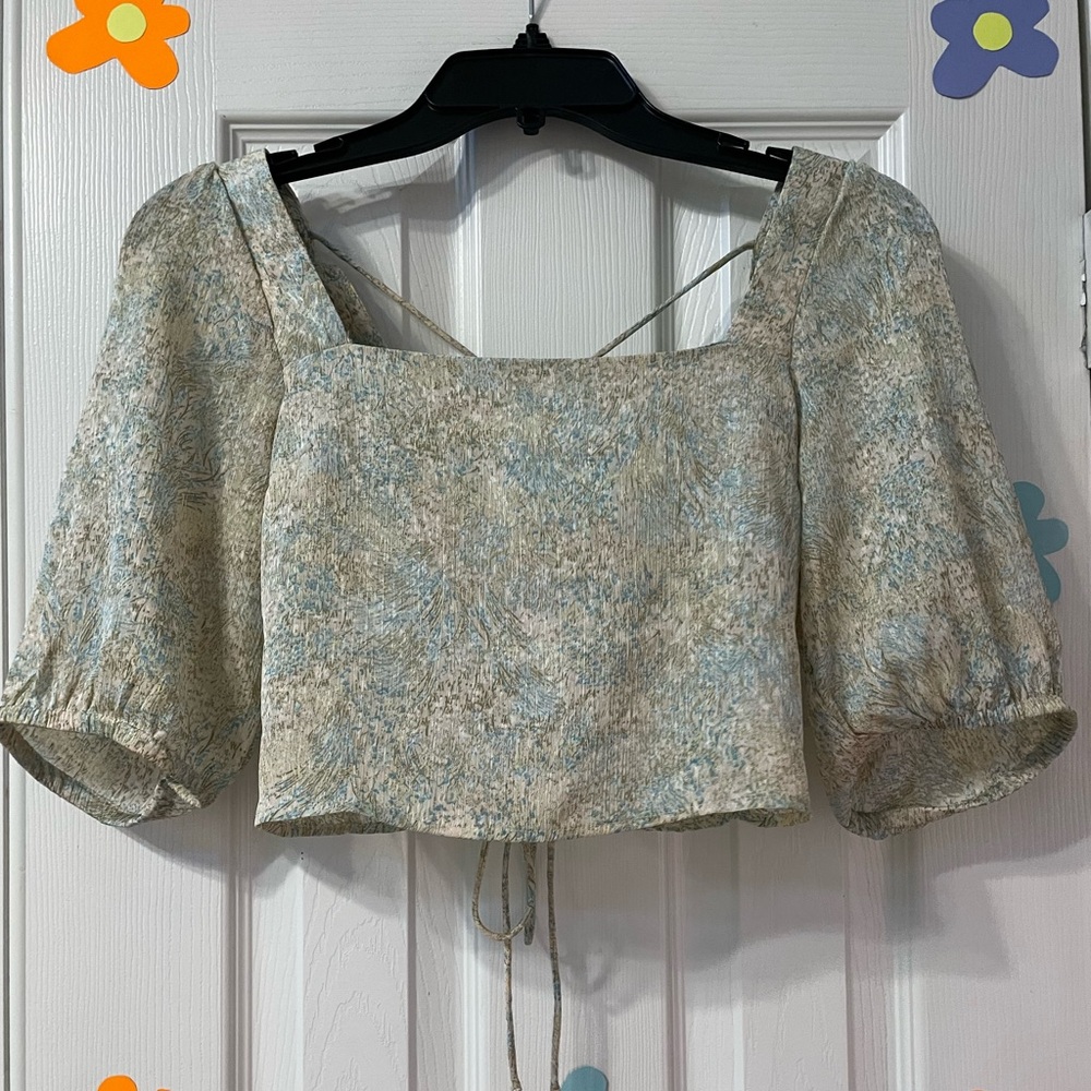 Puff Sleeve top